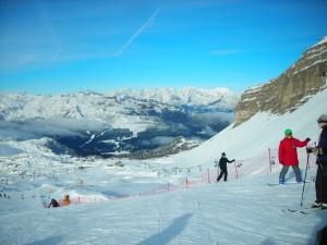 Skiing from Pradalago